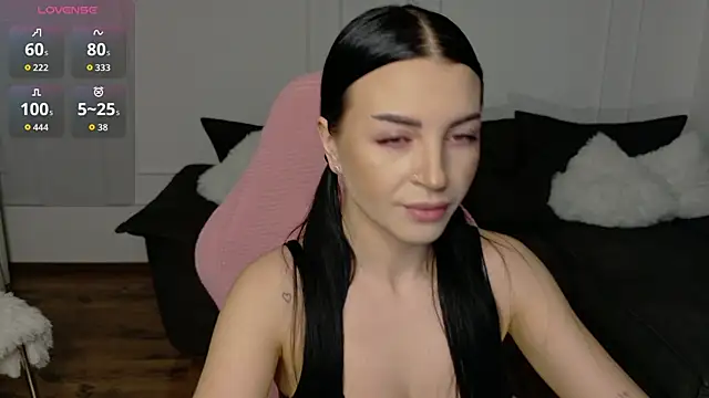 Lady charm   online show from 04-25-26, 04:59