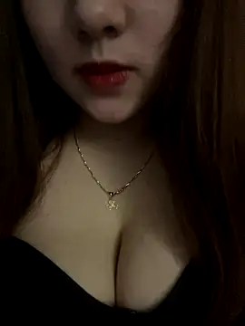 Snapshot of Tiamo2234 chatting on 12-17-25, 01:06 Tiamo2234 online show from 12-17-25, 01:06