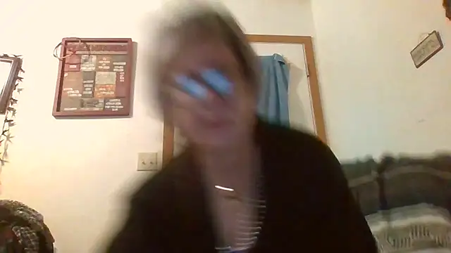 becky1111 online show from 05-03-26, 11:38