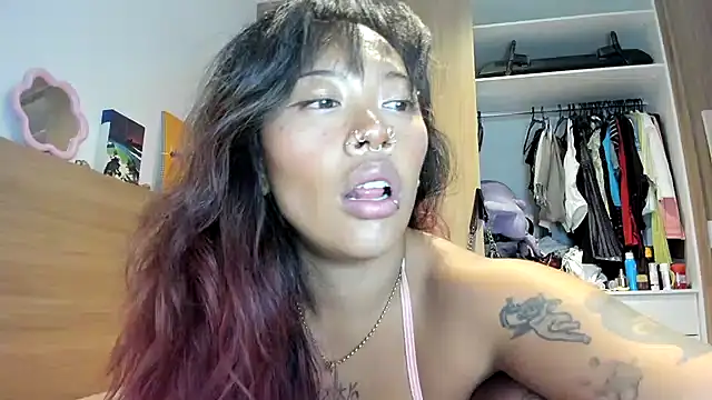 heavenngirlyy444 online show from 02-02-26, 04:22