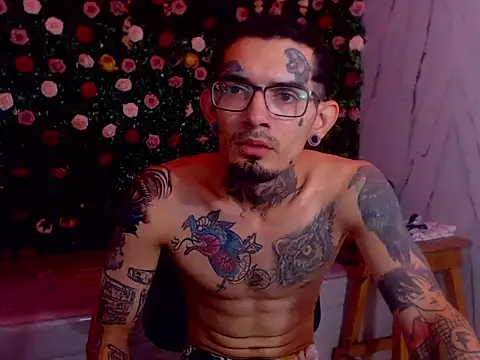 Boy tatto77 online show from 05-23-26, 11:47