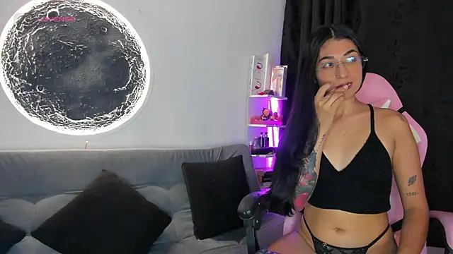 luna martii online show from 12-23-25, 03:04