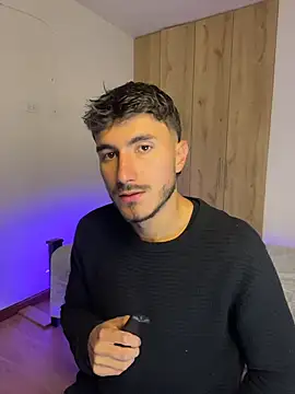 LIAM COLT online show from 04-19-26, 12:22