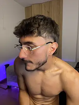 LIAM COLT online show from 04-21-26, 01:42