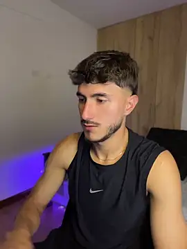 LIAM COLT online show from 04-24-26, 12:13