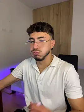 LIAM COLT online show from 04-24-26, 07:27