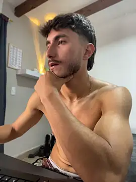 LIAM COLT online show from 04-28-26, 07:41