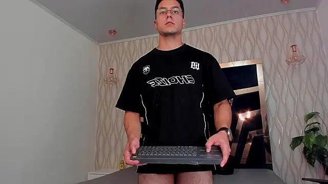 Noah Clarkk online show from 02-26-26, 05:50