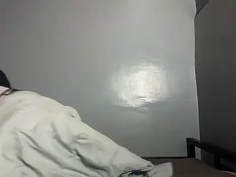 Nanalicious 69 online show from 04-28-26, 08:58