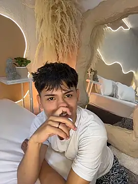 Thristan Leones online show from 03-01-26, 02:02