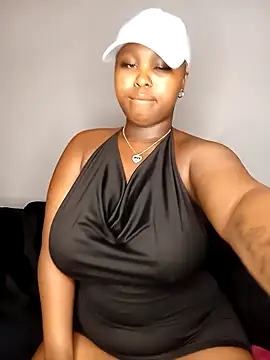 queen serves online show from 12-18-25, 04:35