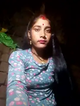 Snapshot of Pinki_rani chatting on 04-16-26, 09:50 Pinki rani online show from 04-16-26, 09:50