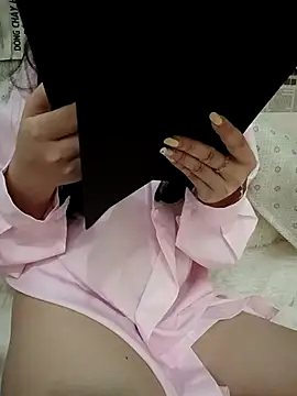 -Eulalia- online show from 12-22-25, 04:37