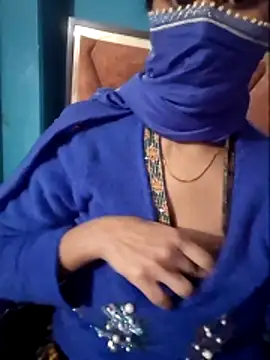 Snapshot of Jayae23 chatting on 12-19-25, 08:21 Jayae23 online show from 12-19-25, 08:21