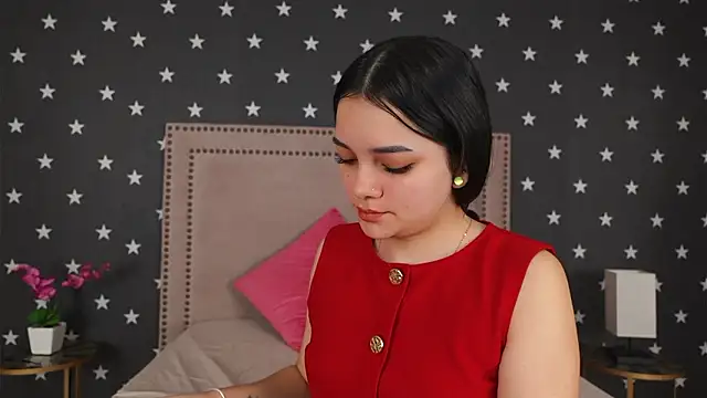 RaquellStar online show from 02-28-26, 03:07