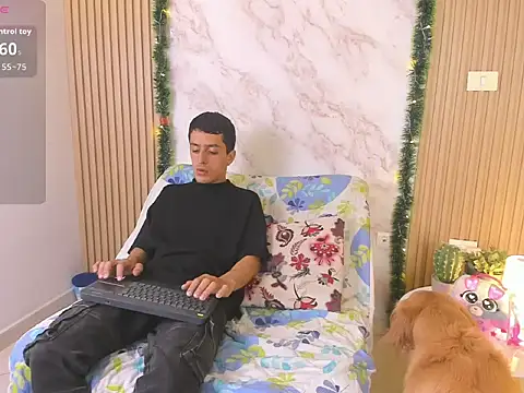 Snapshot of nati_n_mark chatting on 12-18-25, 02:56 nati n mark online show from 12-18-25, 02:56