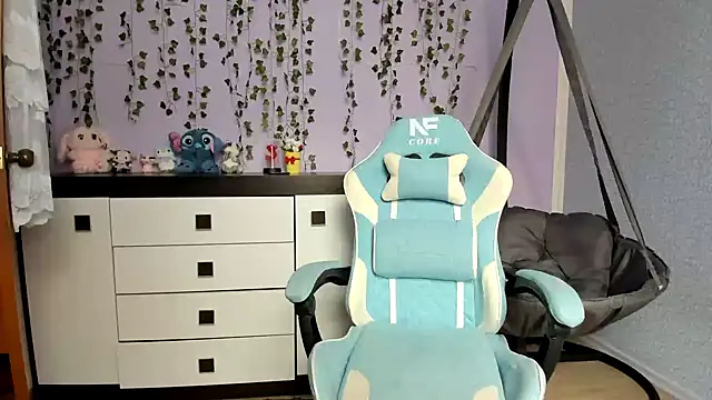 Snapshot of Yoonhee_ki chatting on 02-06-26, 10:07 Yoonhee ki online show from 02-06-26, 10:07