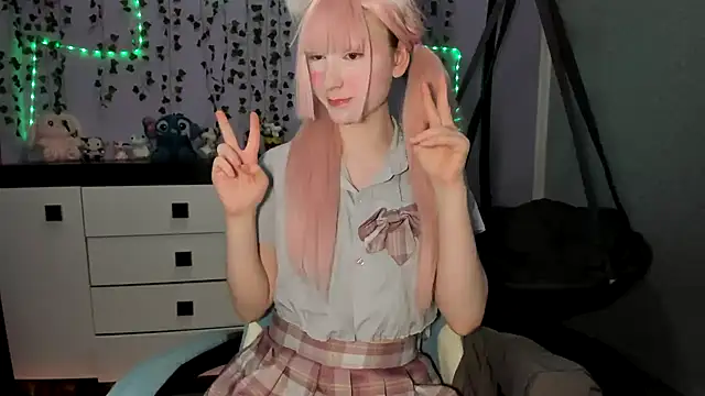 Snapshot of Yoonhee_ki chatting on 02-08-26, 02:42 Yoonhee ki online show from 02-08-26, 02:42