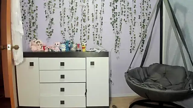 Snapshot of Yoonhee_ki chatting on 02-24-26, 02:48 Yoonhee ki online show from 02-24-26, 02:48