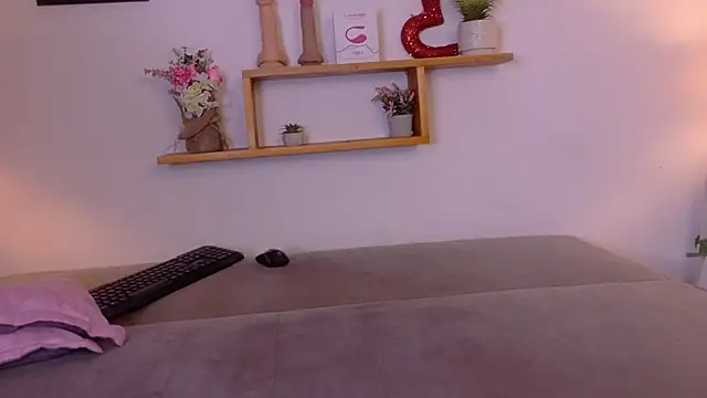nairagold  online show from 05-15-26, 10:50