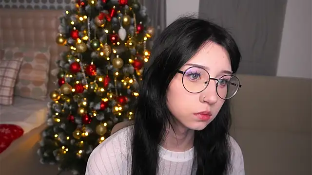 DeliaLoma online show from 01-08-26, 05:21