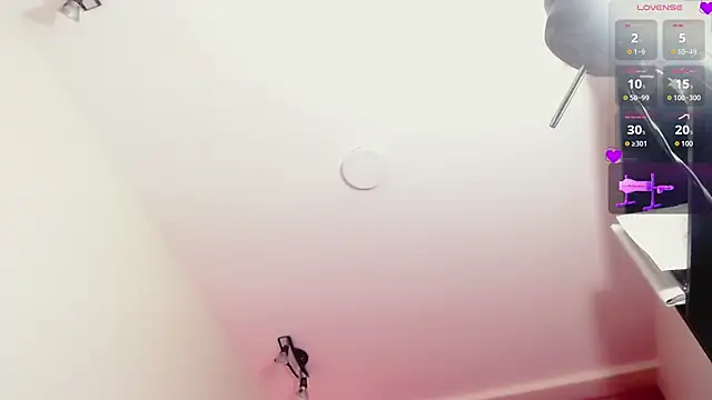 Snapshot of Agatha_Dubois4_ chatting on 01-18-26, 01:53 Agatha Dubois4 online show from 01-18-26, 01:53