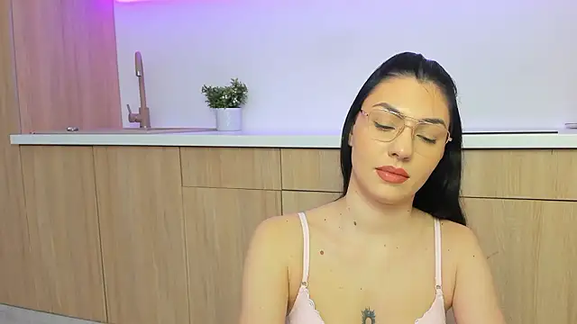 Baby Ava  online show from 02-19-26, 08:49