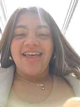 Snapshot of Ivy_enjoy chatting on 05-10-26, 04:12 Ivy enjoy online show from 05-10-26, 04:12