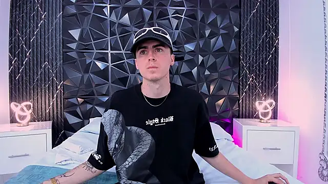 SpaceBoy1 online show from 02-28-26, 08:54