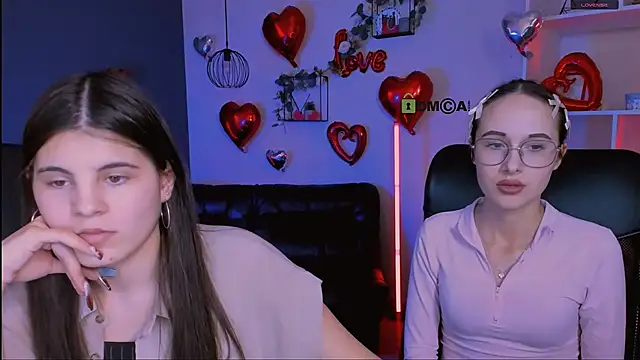 lizzie boom  online show from 02-28-26, 08:43