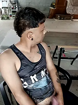 Sickbooy69 online show from 04-23-26, 01:13