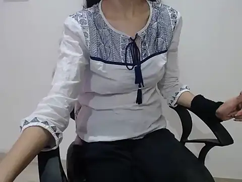 Farhana beautyfull online show from 04-09-26, 04:34