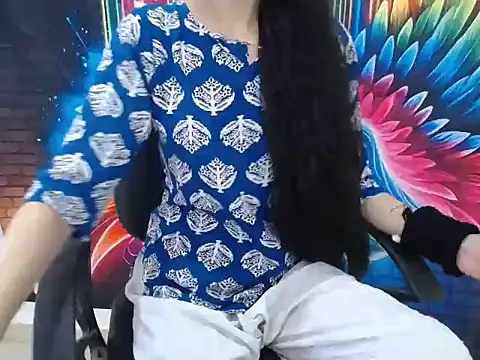 Farhana beautyfull online show from 04-24-26, 04:37