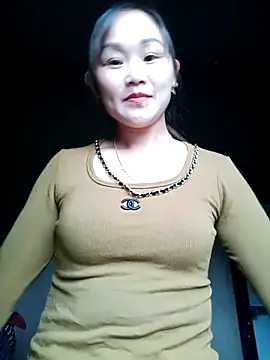 yula-bi online show from 12-22-25, 01:02