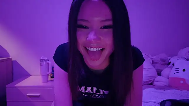 luvvivii online show from 01-18-26, 06:17