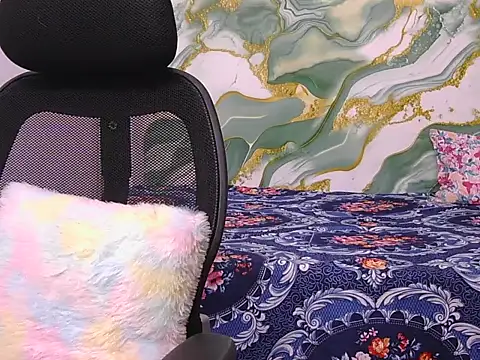 bold-smirthii online show from 02-12-26, 04:51