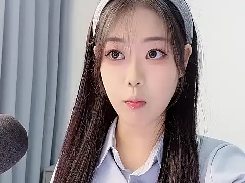 smalldaisy online show from 01-06-26, 01:42