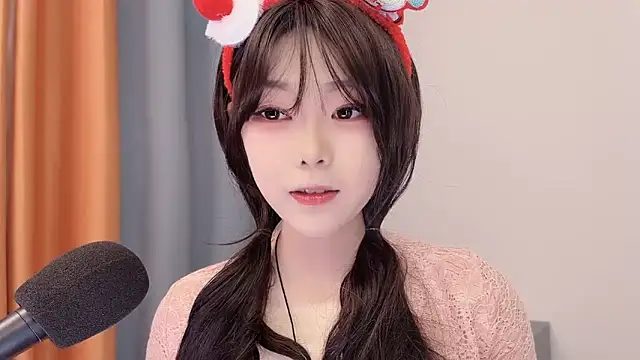 smalldaisy online show from 02-07-26, 02:15