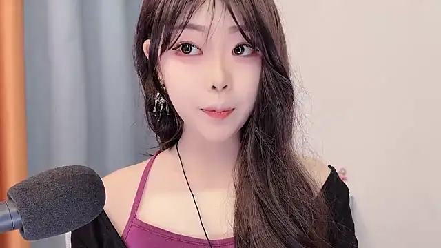 smalldaisy online show from 02-11-26, 01:54