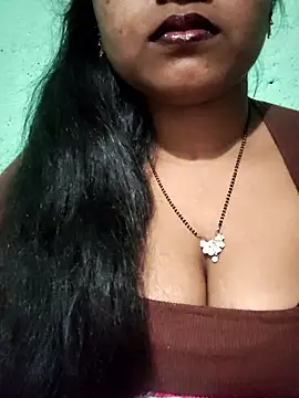 Snapshot of Eashita_01 chatting on 01-11-26, 05:18 Eashita 01 online show from 01-11-26, 05:18