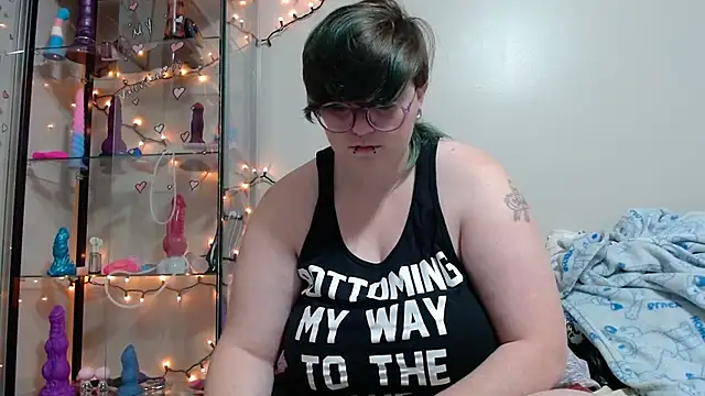 Snapshot of Pupghostt chatting on 03-23-26, 12:20 Pupghostt online show from 03-23-26, 12:20