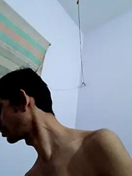 Snapshot of juicy--cock chatting on 03-25-26, 03:40 juicy--cock online show from 03-25-26, 03:40