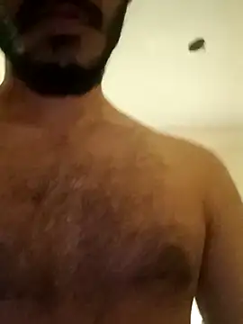 Snapshot of honorhorny chatting on 12-20-25, 05:03 honorhorny online show from 12-20-25, 05:03