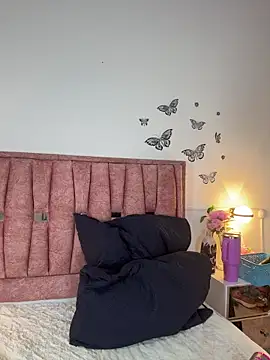 Violetta Moretti online show from 01-18-26, 01:20