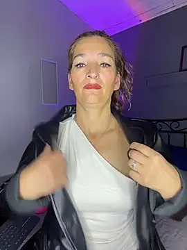 JennaMilf  online show from 02-13-26, 08:16