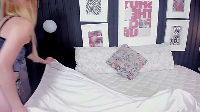 Snapshot of Angel_zafiros chatting on 02-10-26, 06:12 Angel zafiros online show from 02-10-26, 06:12