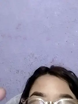 Snapshot of vanNe78 chatting on 01-09-26, 10:44 vanNe78 online show from 01-09-26, 10:44