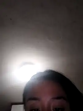 Snapshot of vanNe78 chatting on 03-04-26, 05:52 vanNe78 online show from 03-04-26, 05:52