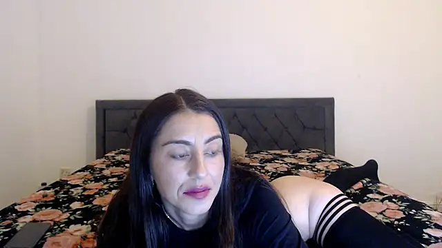 Snapshot of Stella_John chatting on 09-15-25, 05:51 Stella John online show from 09-15-25, 05:51