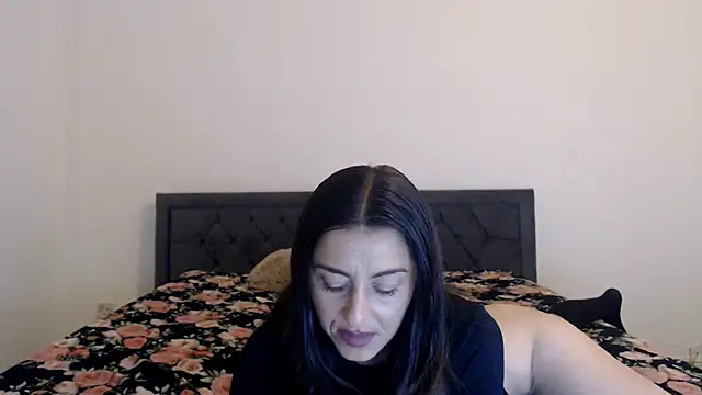 Snapshot of Stella_John chatting on 09-26-25, 05:55 Stella John online show from 09-26-25, 05:55